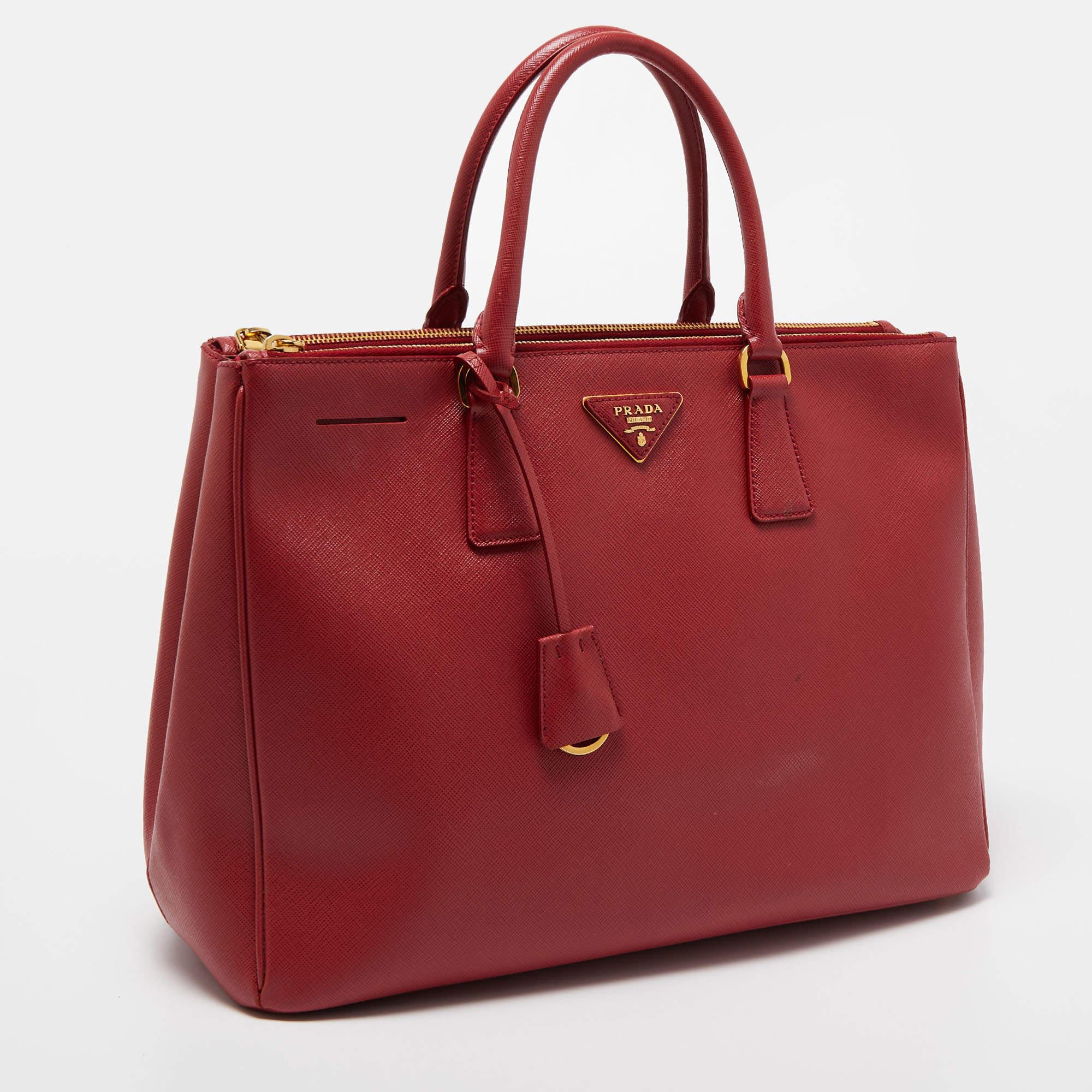 Women's Prada Red Saffiano Leather Large Galleria Tote Bag