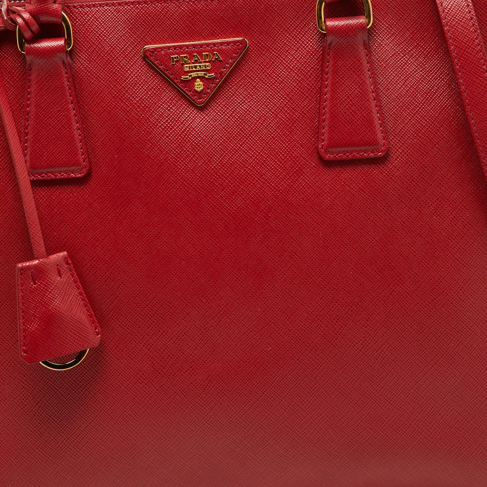 Prada Red Saffiano Lux Leather Medium Double Zip Tote For Sale 4