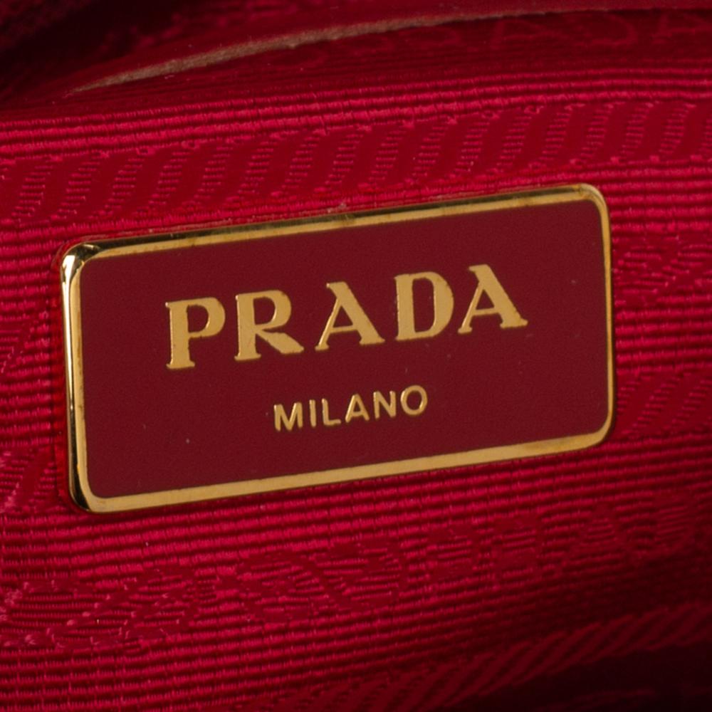 Prada Red Saffiano Lux Leather Mini Galleria Double Zip Tote In Good Condition In Dubai, Al Qouz 2