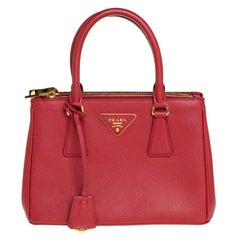 Prada Rote Saffiano Lux Leder Mini Galleria Tote