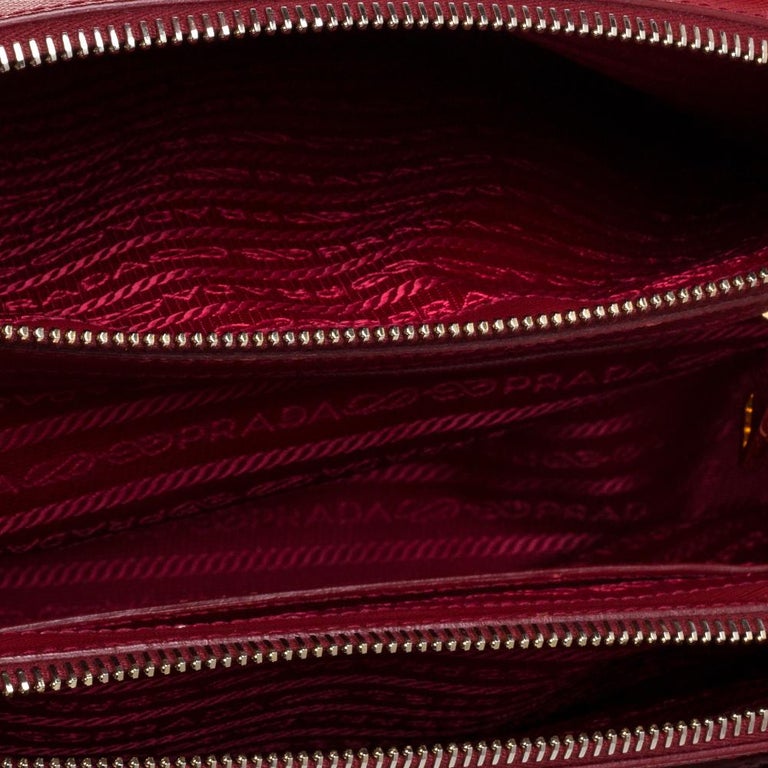 Red Prada Saffiano Lux Galleria Double Zip Satchel – Designer Revival