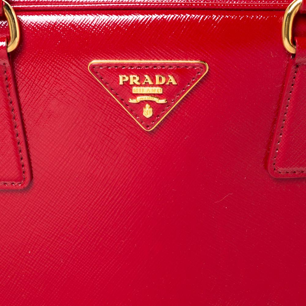 Prada Rot Saffiano Vernice Leder Pyramide Rahmen Top Handle Tasche 3