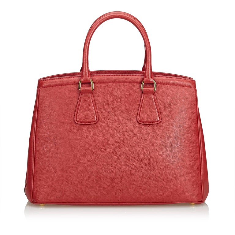 Prada Red Saffiano Vernice Parabole Handbag For Sale at 1stdibs