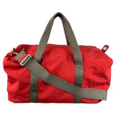 PRADA Rot Schiefer Nylon Rechteck Duffle Bag