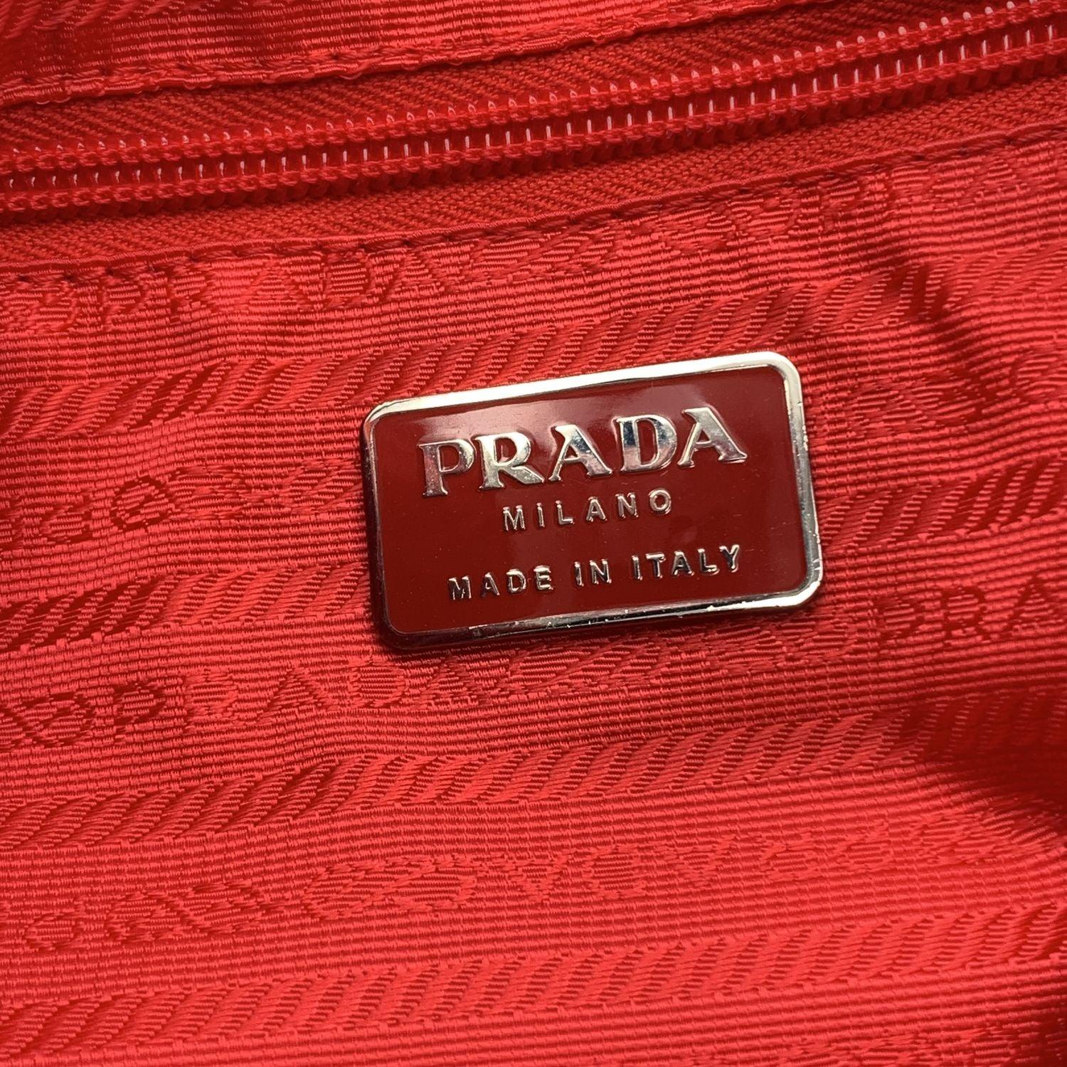 Bolso Hobo Prada Rojo Tessuto Nylon con Correa de Piel en venta 1
