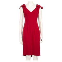 Prada Rotes Midikleid mit V-Ausschnitt Größe M