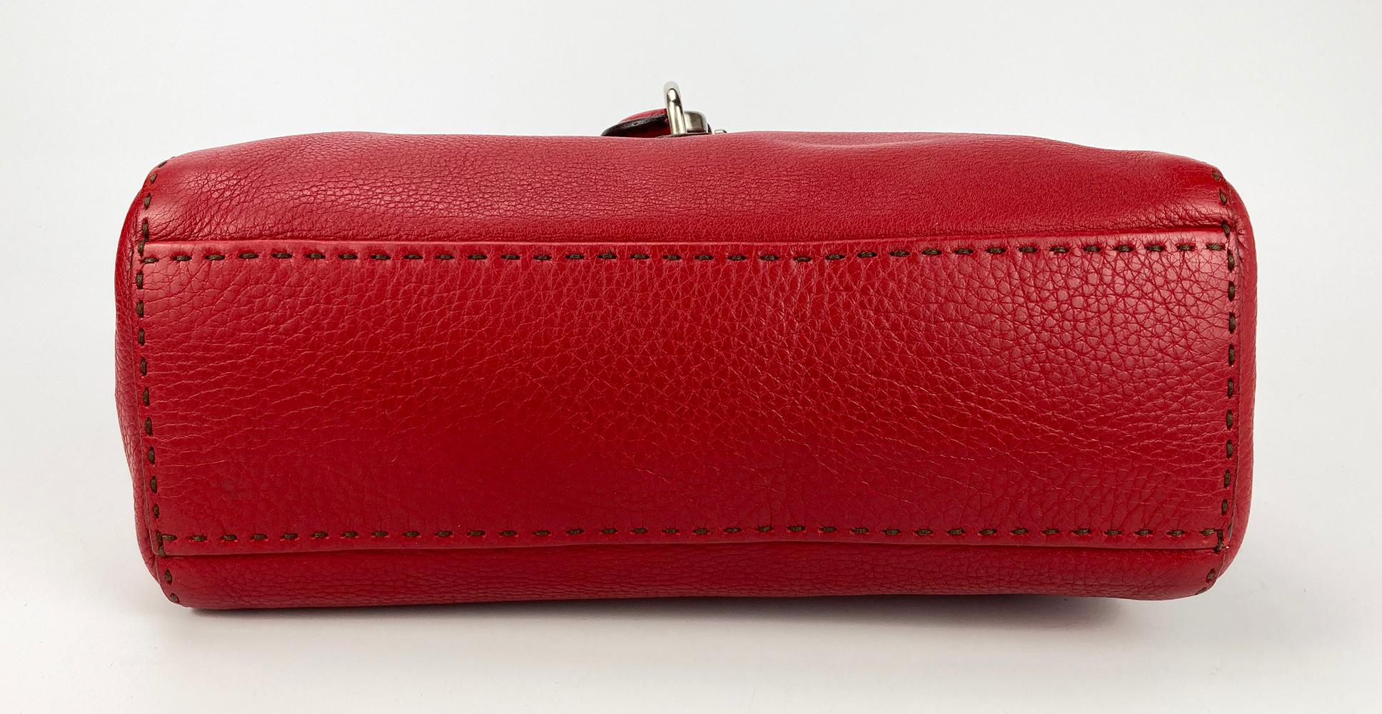 prada semitracolla vitello daino handbag