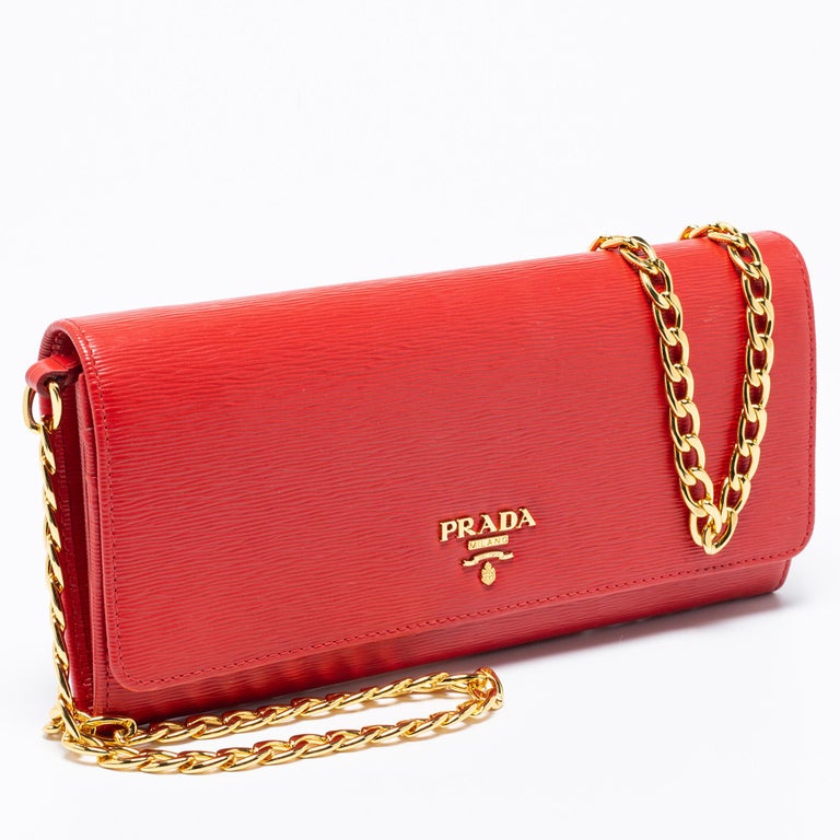Prada Red Vitello Move Leather Wallet on Chain at 1stDibs  prada red wallet  on chain, prada wallet on chain red, red prada wallet on chain
