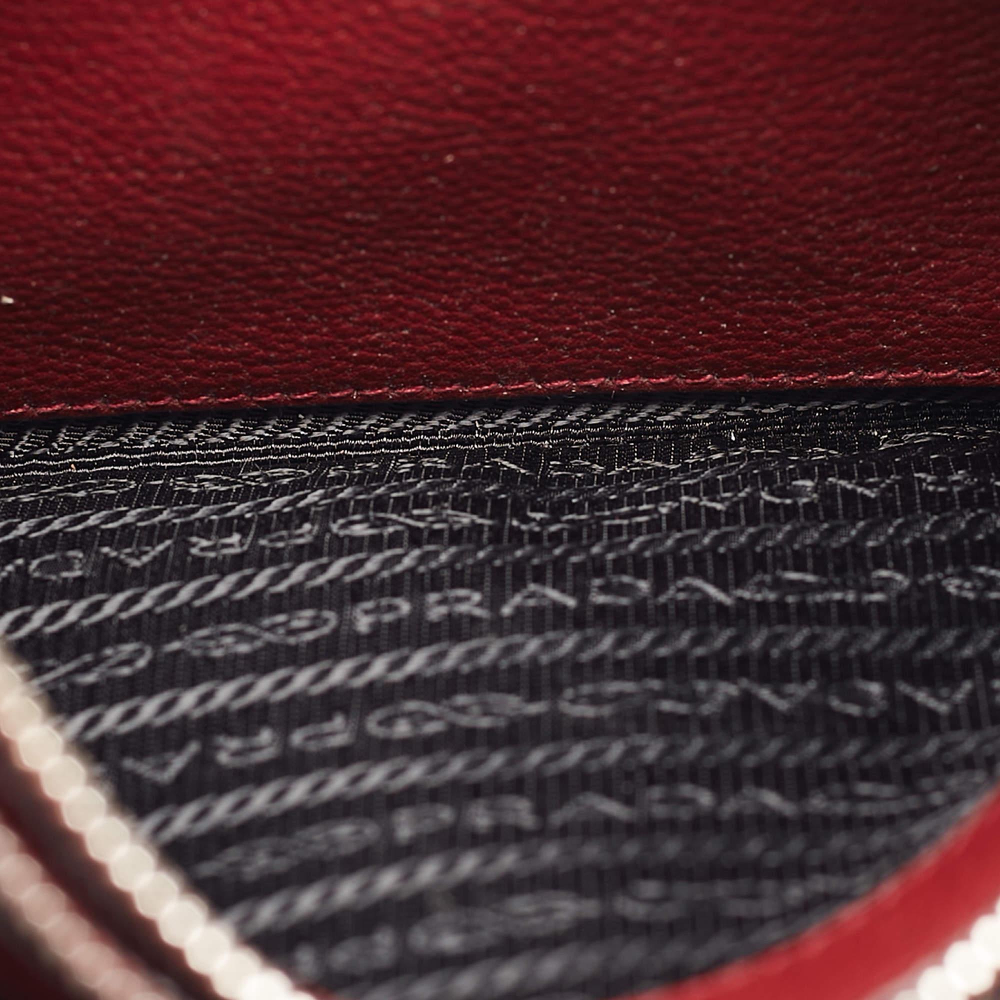 Prada Red Vitello Phenix Leather Double Zip Crossbody Bag For Sale 10