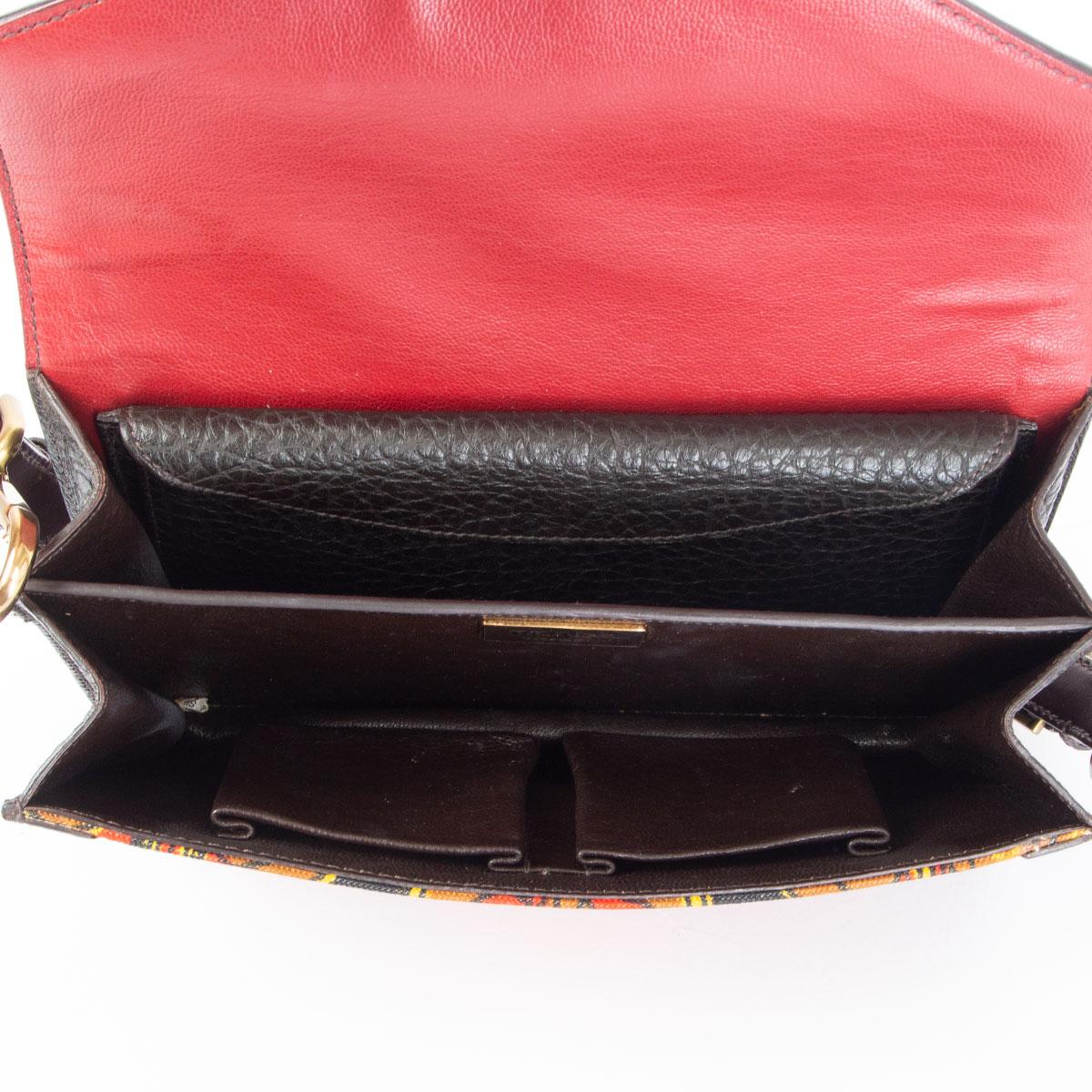 PRADA red & yellow PRINTED canvas Flap Shoulder Bag In Excellent Condition In Zürich, CH
