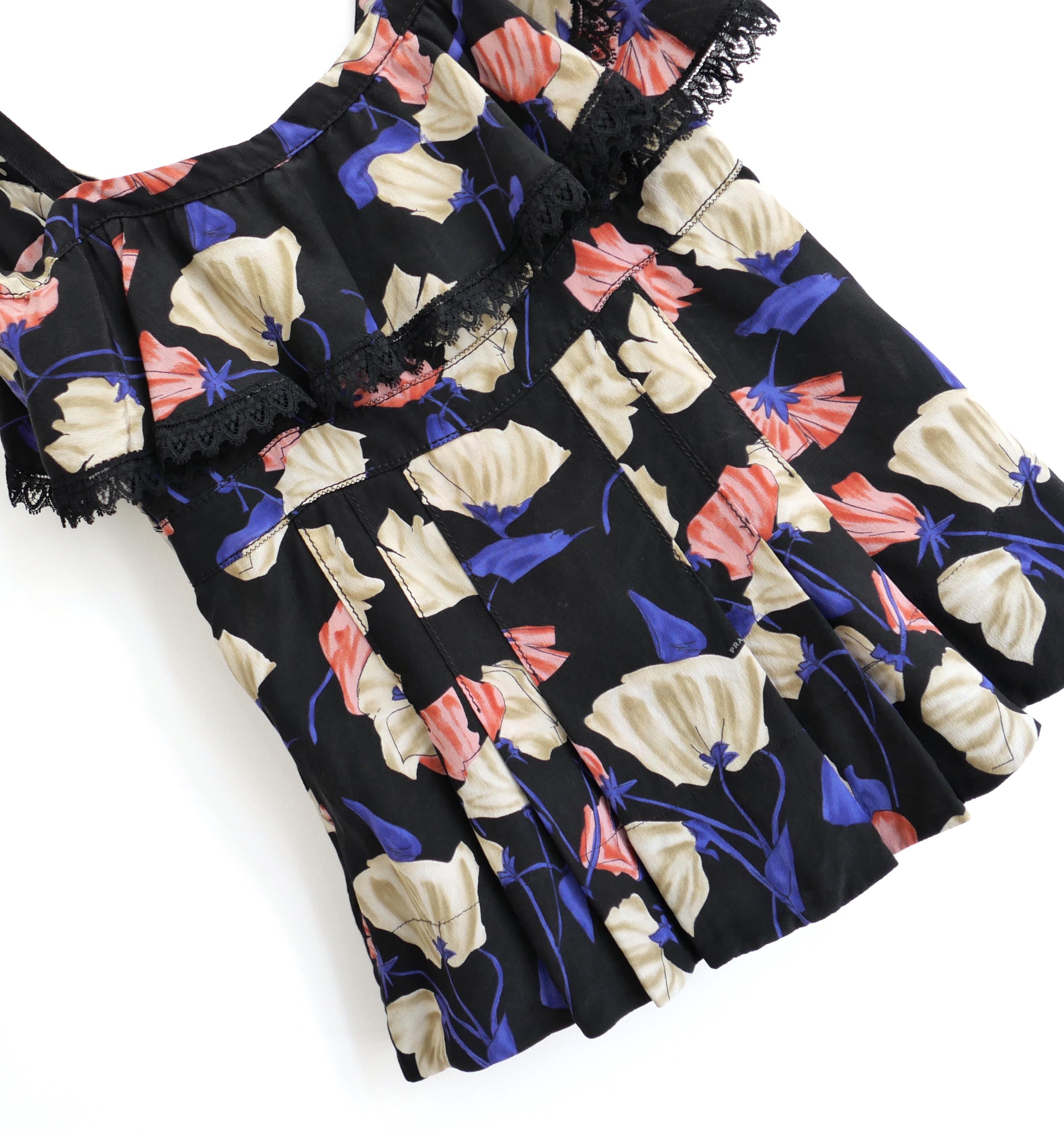 Women's Prada Resort 2008 Floral Lace Trimmed Top For Sale
