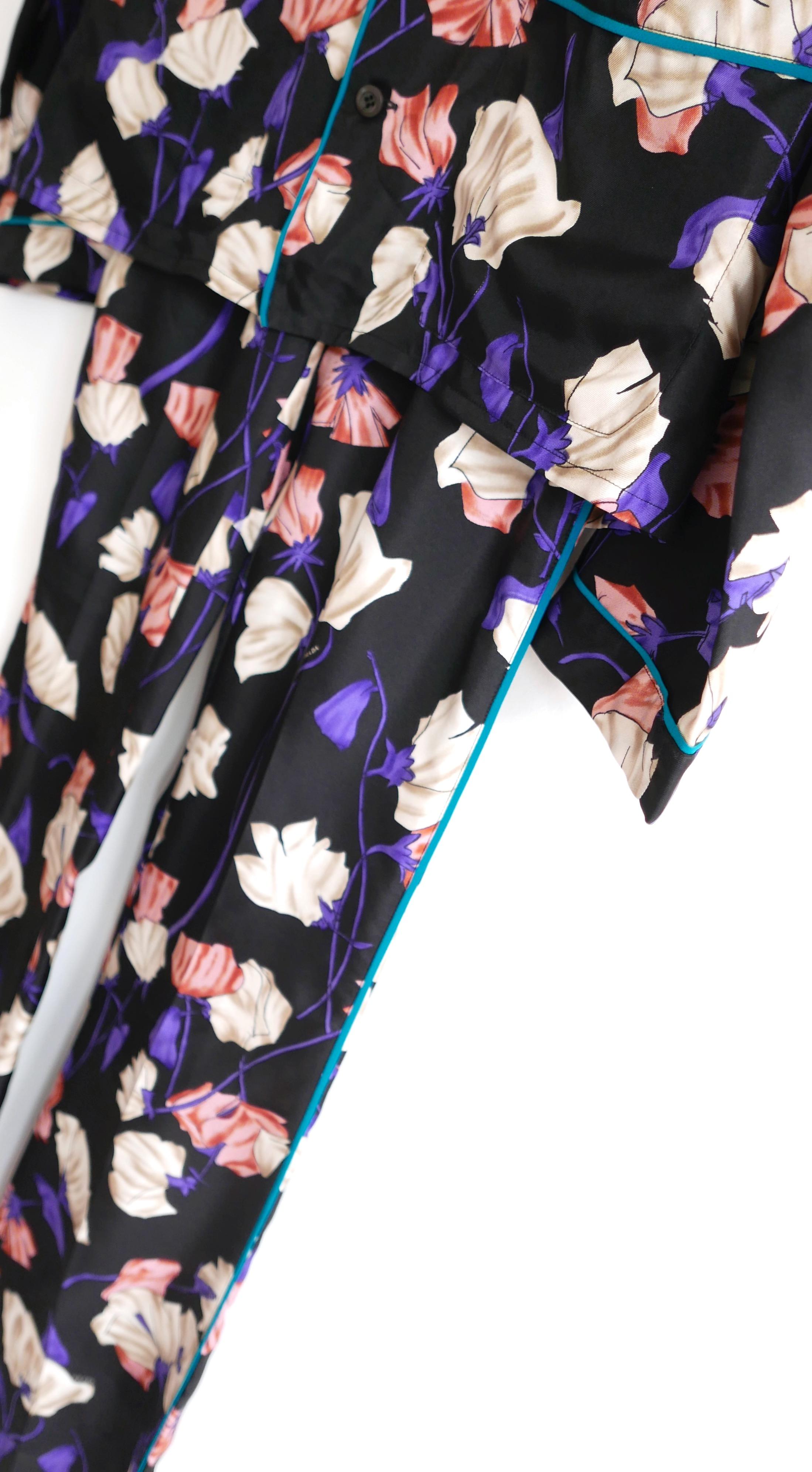 Prada Resort 2008 Silk Lounge Pajamas Pyjamas In New Condition In London, GB