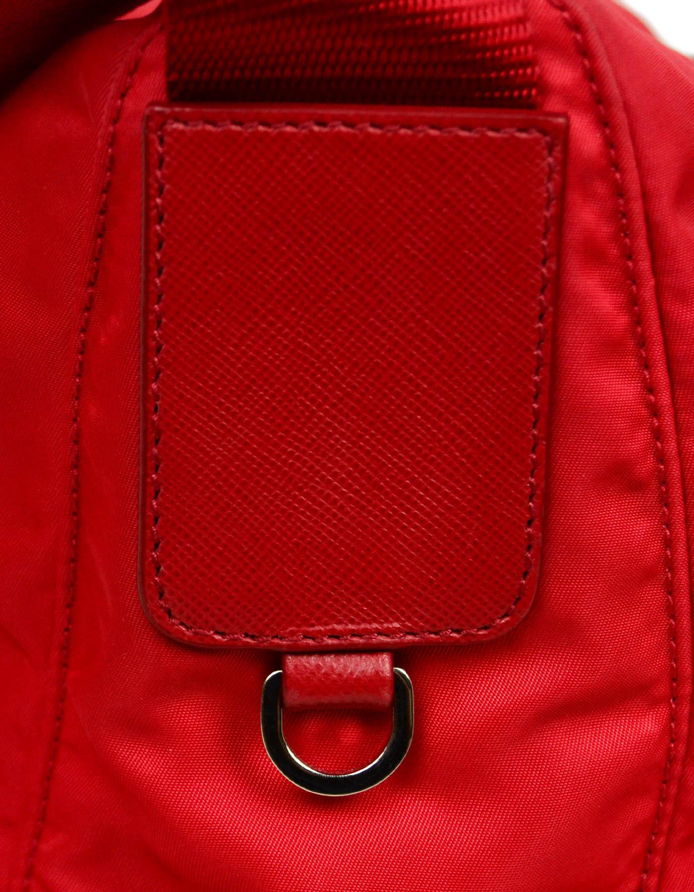 Prada Rosso Red Tessuto Nylon Front Pocket Crossbody Messenger Bag In Excellent Condition In New York, NY