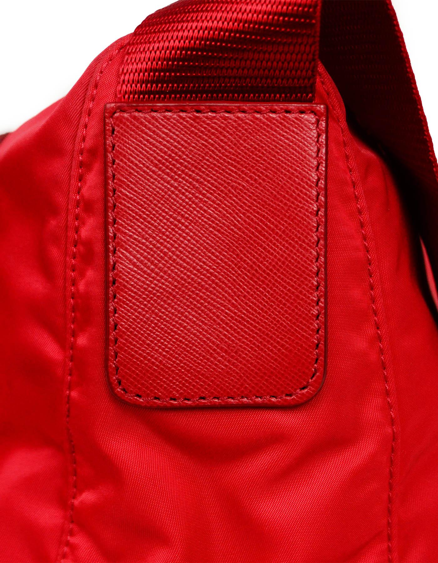 Women's or Men's Prada Rosso Red Tessuto Nylon Front Pocket Crossbody Messenger Bag