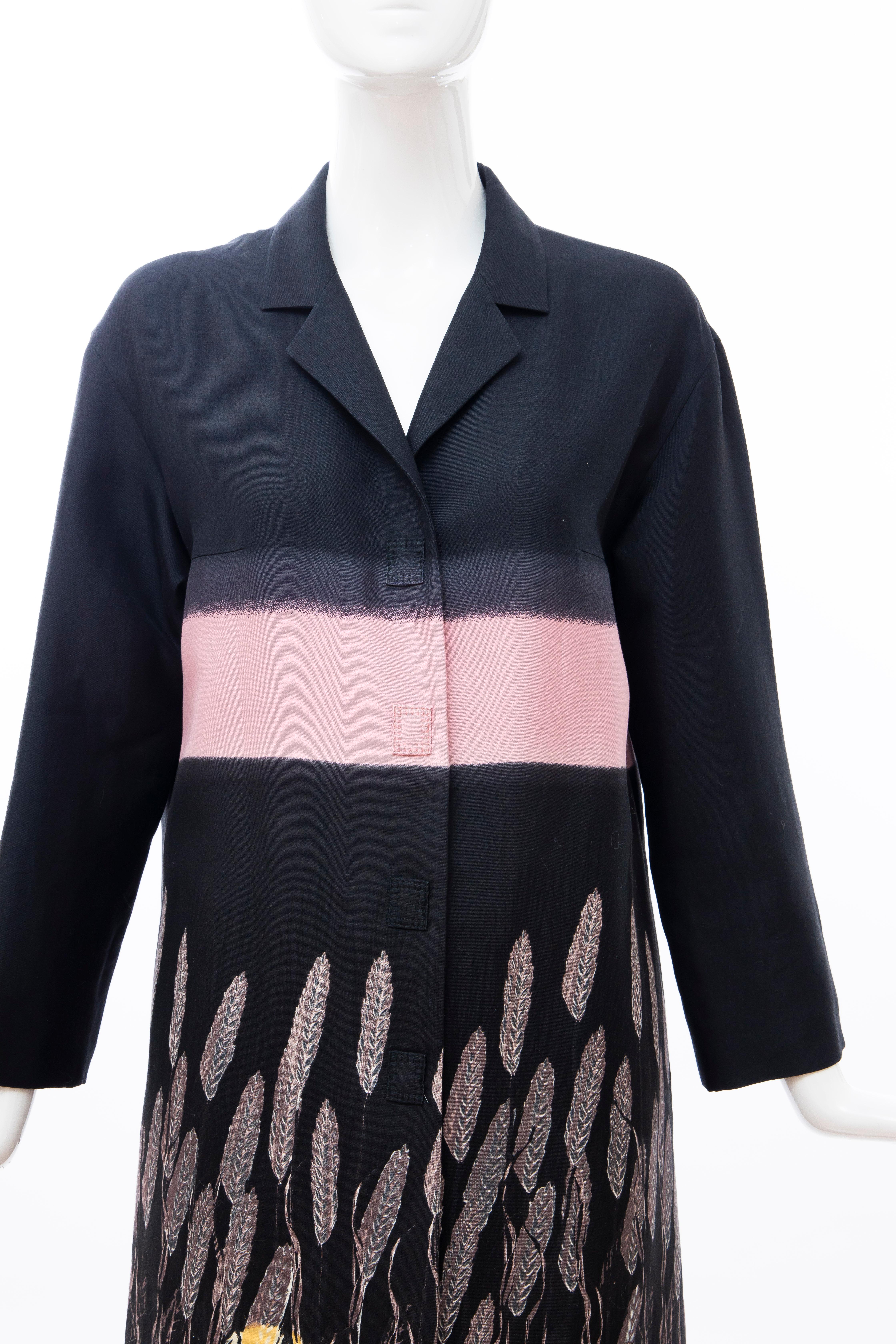 Prada Runway Black Silk Cotton Printed Snap Front Lightweight Coat, Spring 1998 In Excellent Condition For Sale In Cincinnati, OH