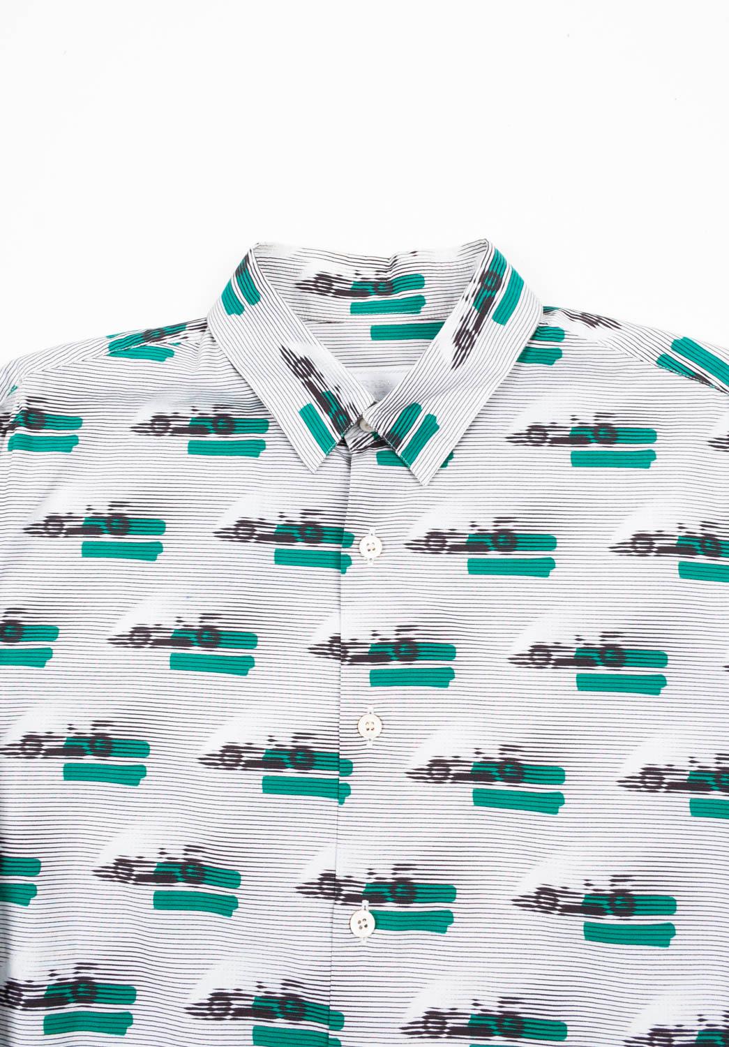 Check my other listings. Have many more designer clothes for sale. Open to any offers.
Item for sale is 100% genuine Prada runway formula Men Shirt, S1077, DE6, urockLT
Color: multi
(An actual color may a bit vary due to individual computer screen