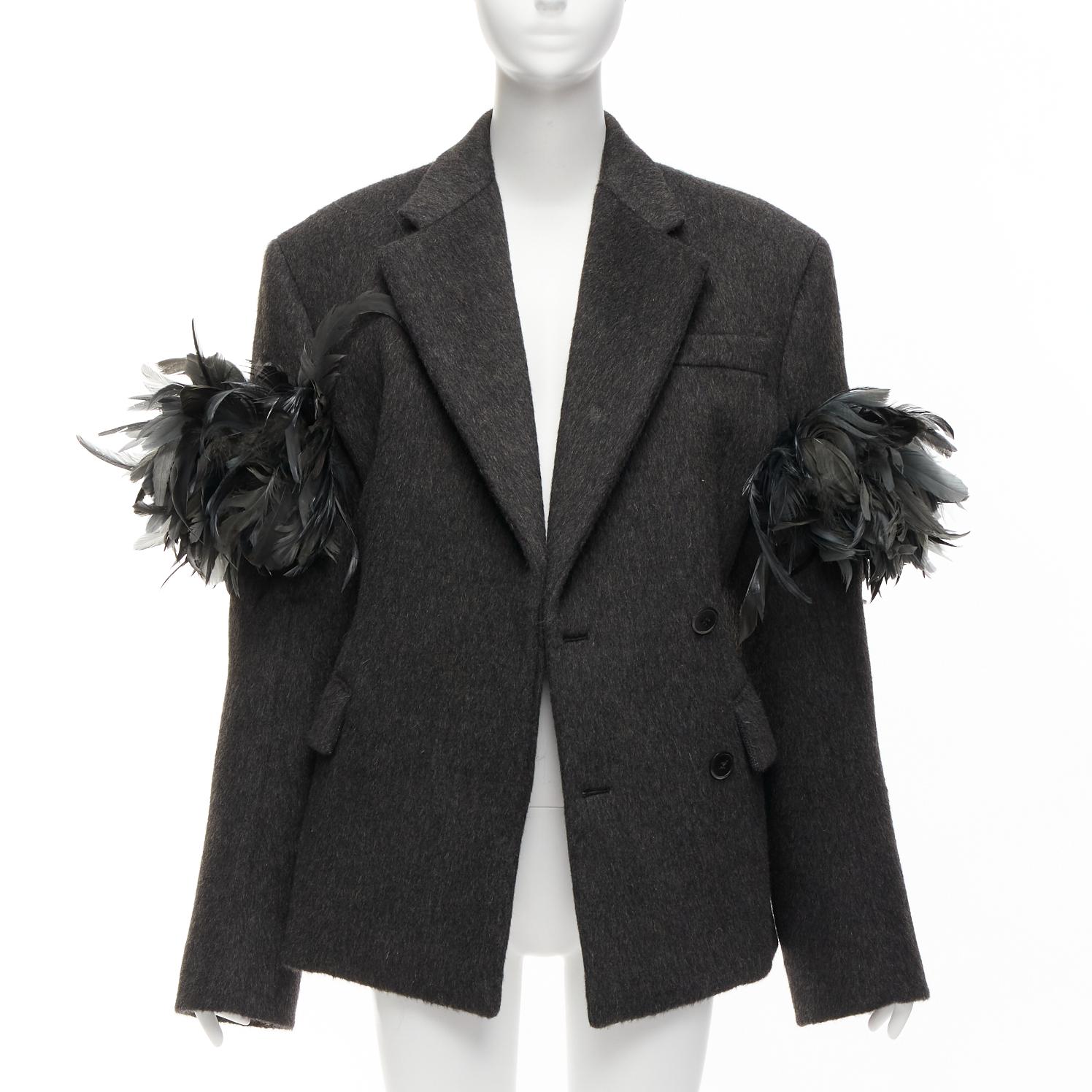 PRADA Runway grey wool green feather trim oversized boxy blazer S In Excellent Condition For Sale In Hong Kong, NT