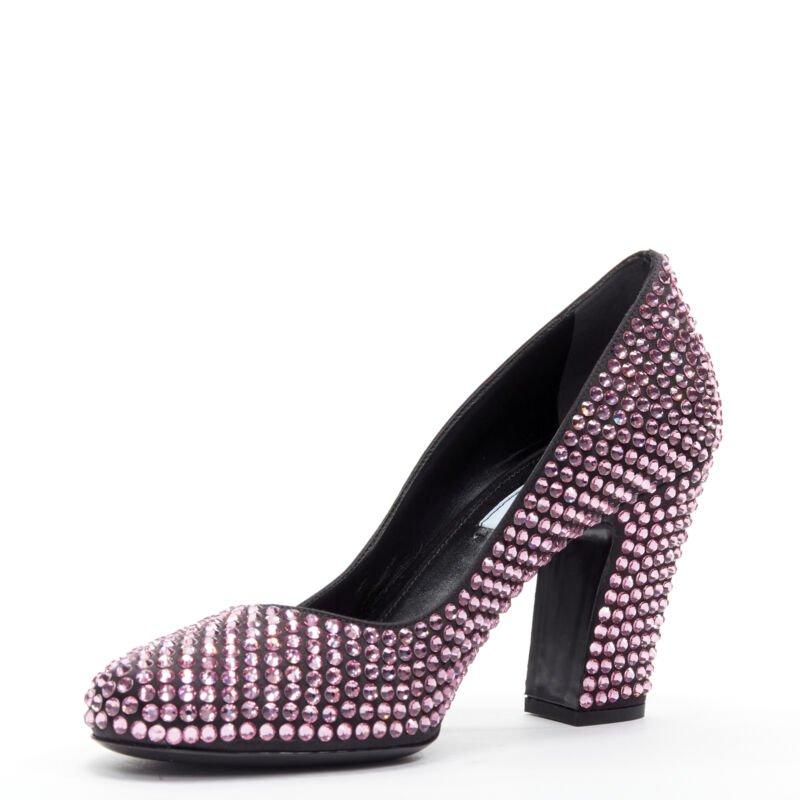 PRADA Runway Rosa pink rhinestone crystal embellished pump EU38 In Excellent Condition For Sale In Hong Kong, NT