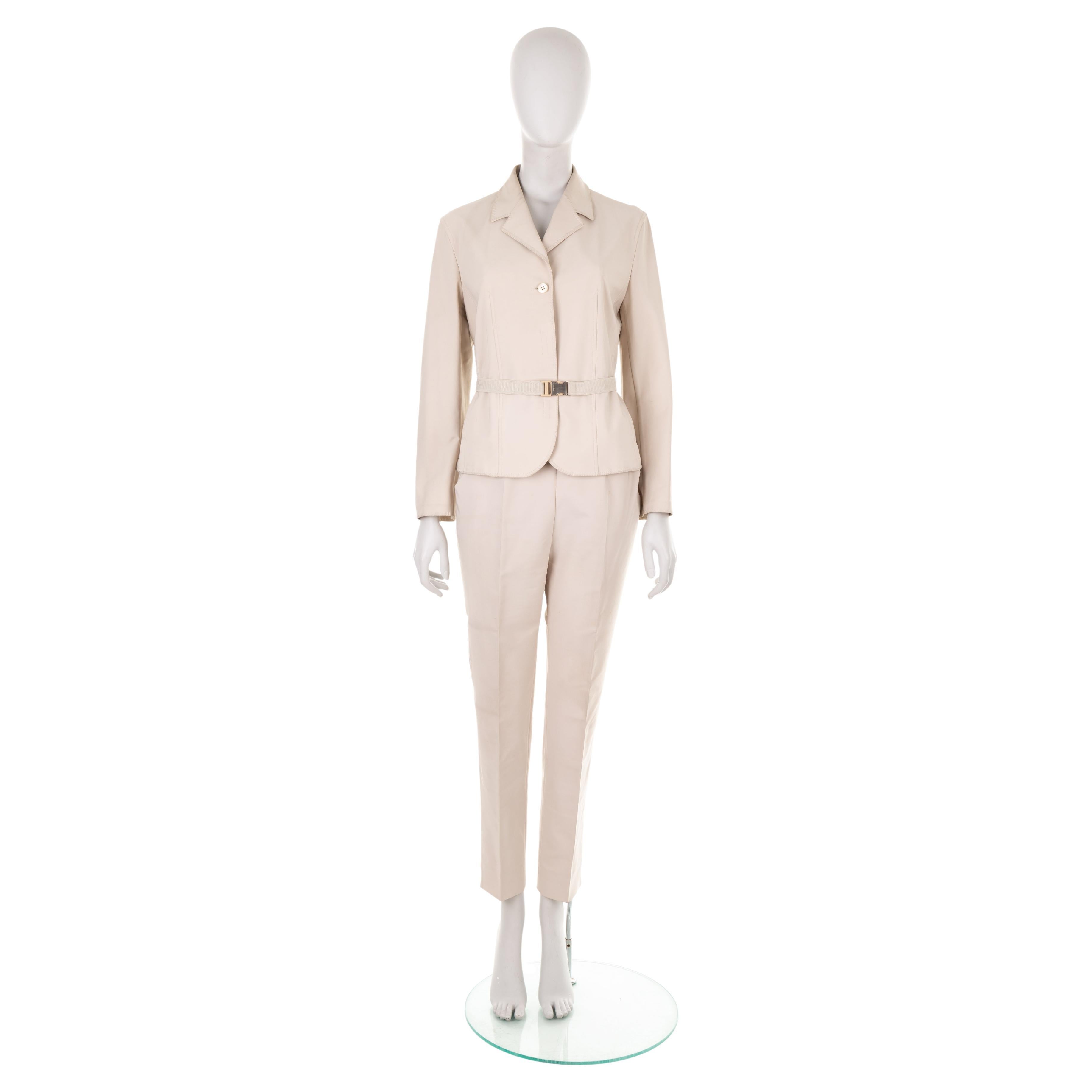 Prada S/S 1998 off-white pant suit with clip logo belt For Sale