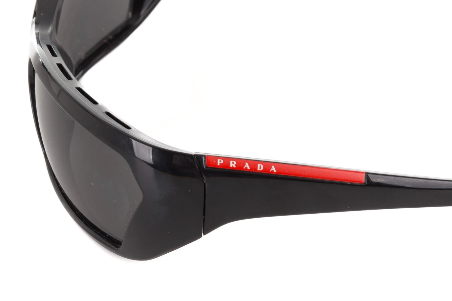 Black Prada S/S 2000 Linea Rossa logo wrap sunglasses For Sale