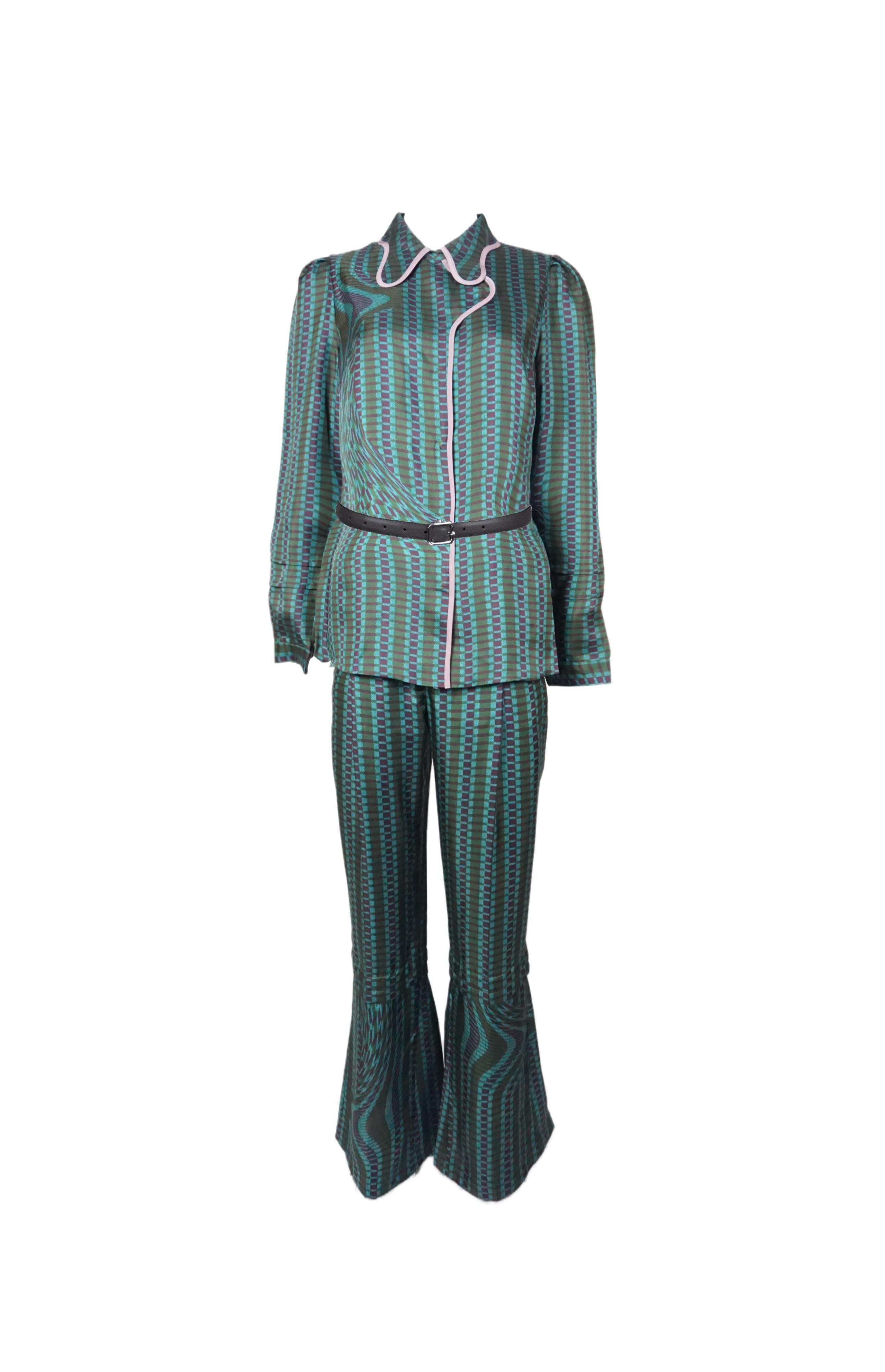 Prada Collezione S/s 2008 Fairy Ensemble di pantaloni svasati a righe verdi In condizioni Nuovo in vendita a 上海市, Xuhui district