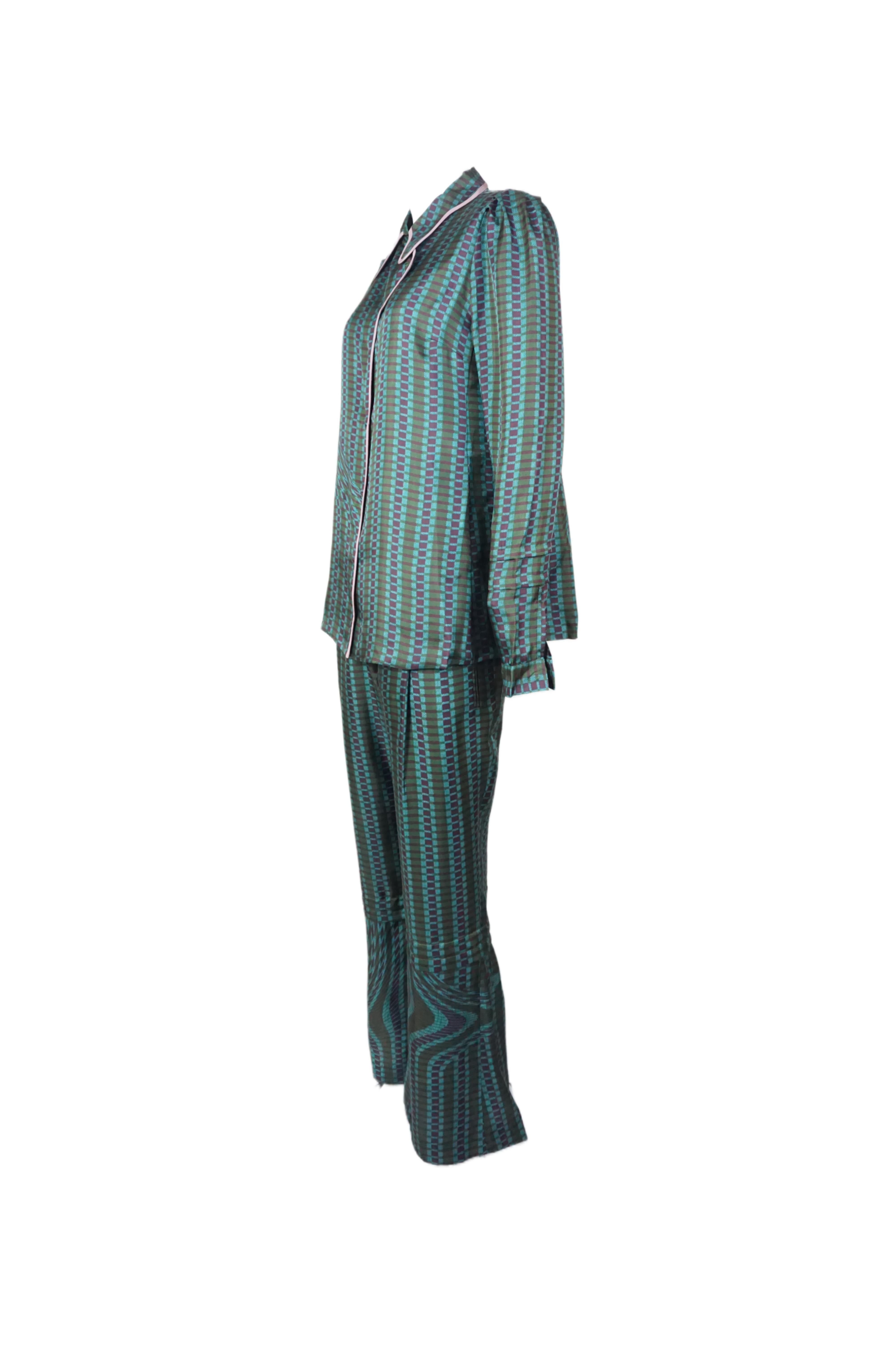 Prada Collezione S/s 2008 Fairy Ensemble di pantaloni svasati a righe verdi in vendita 2
