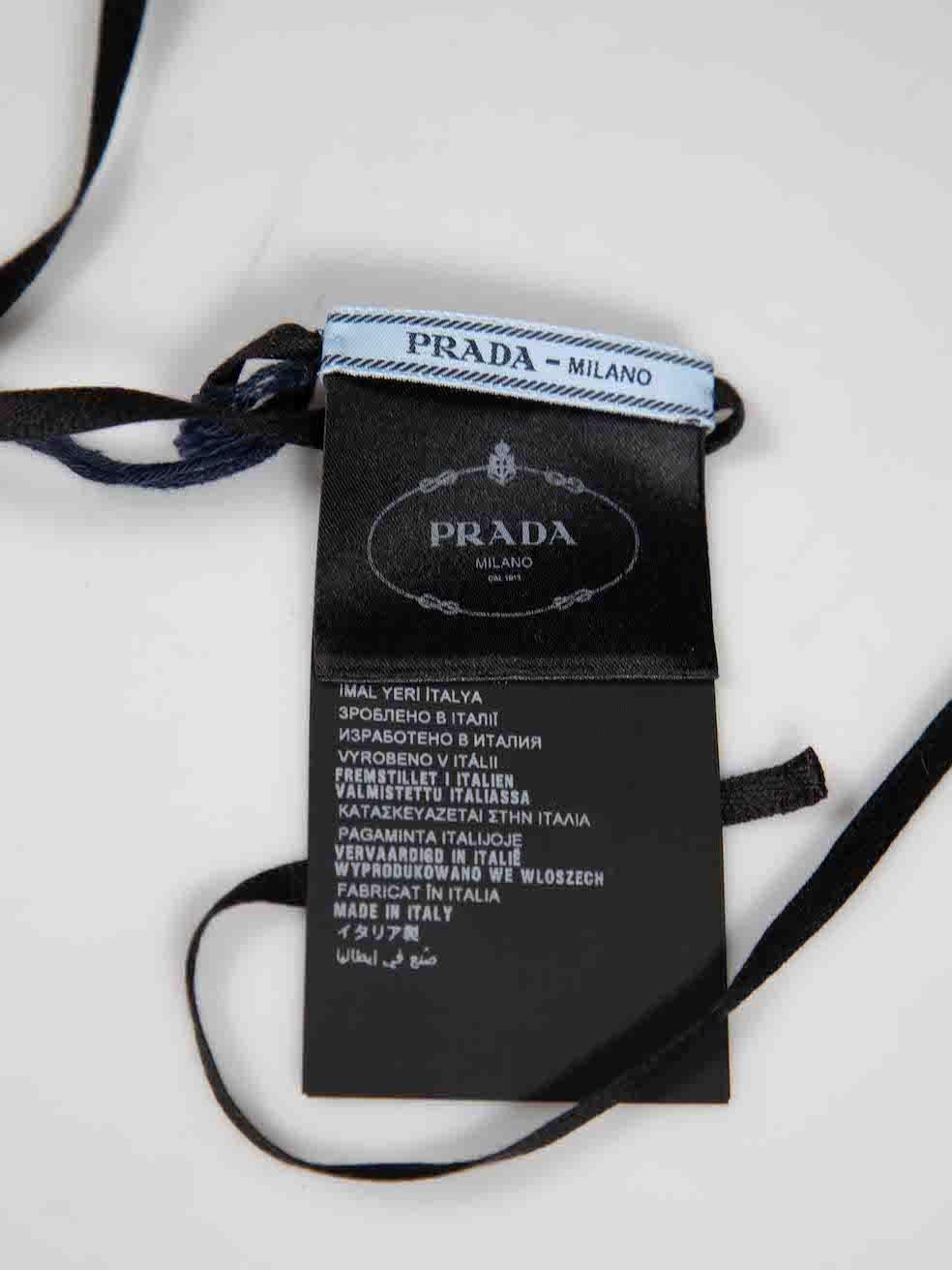 Prada S/S 2016 - Petite écharpe Dickey en maille rosette noire Pour femmes 