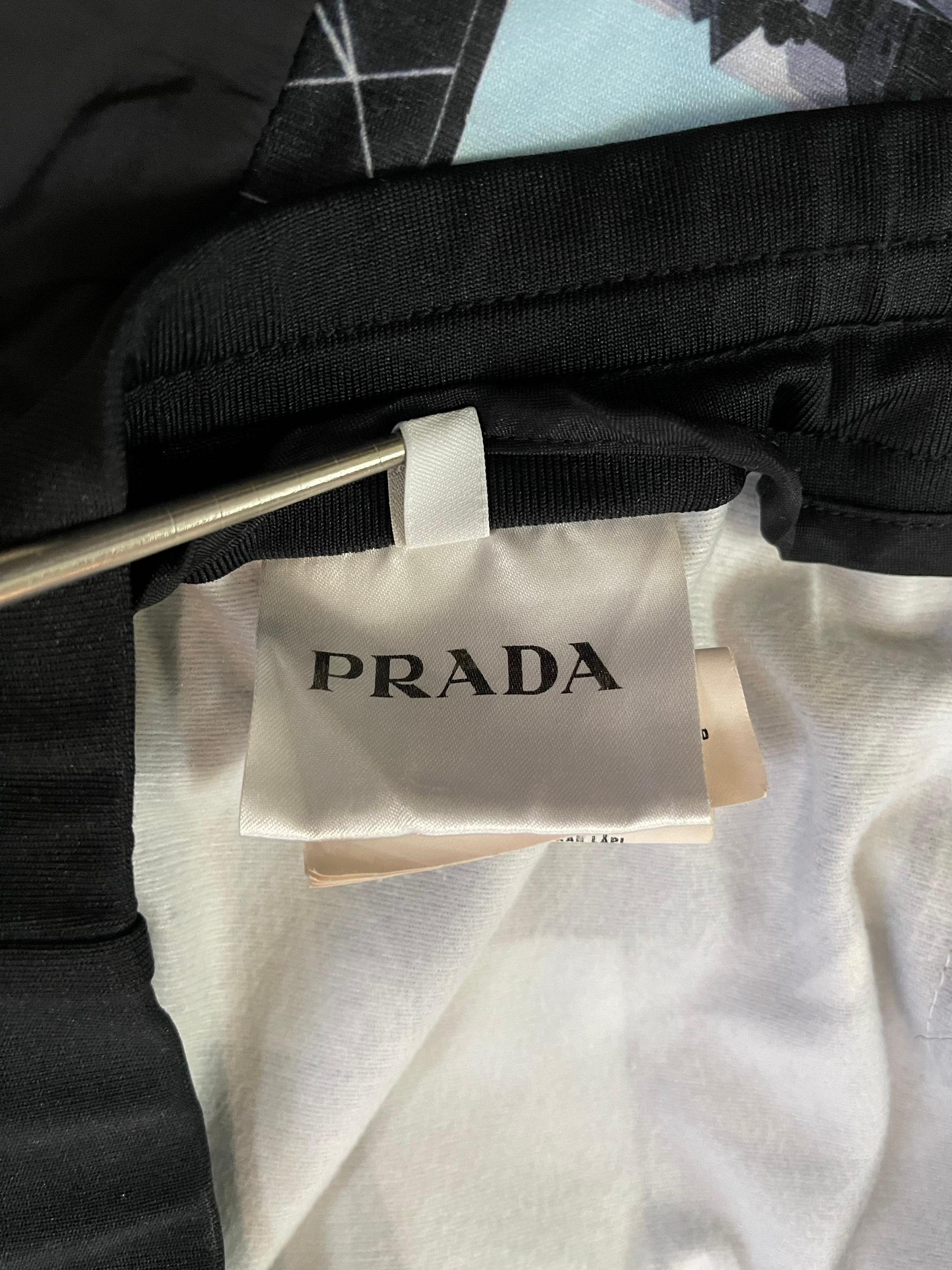 Prada S/S2018 Citylandscape Abstract Sweatpants In Excellent Condition For Sale In Seattle, WA