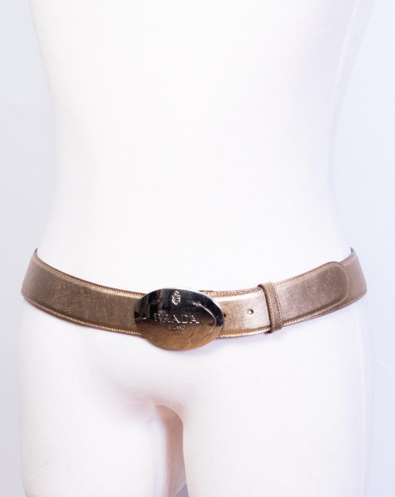 Prada Saffiano Engraved Logo Buckle Belt  In Good Condition In Montreal, Quebec