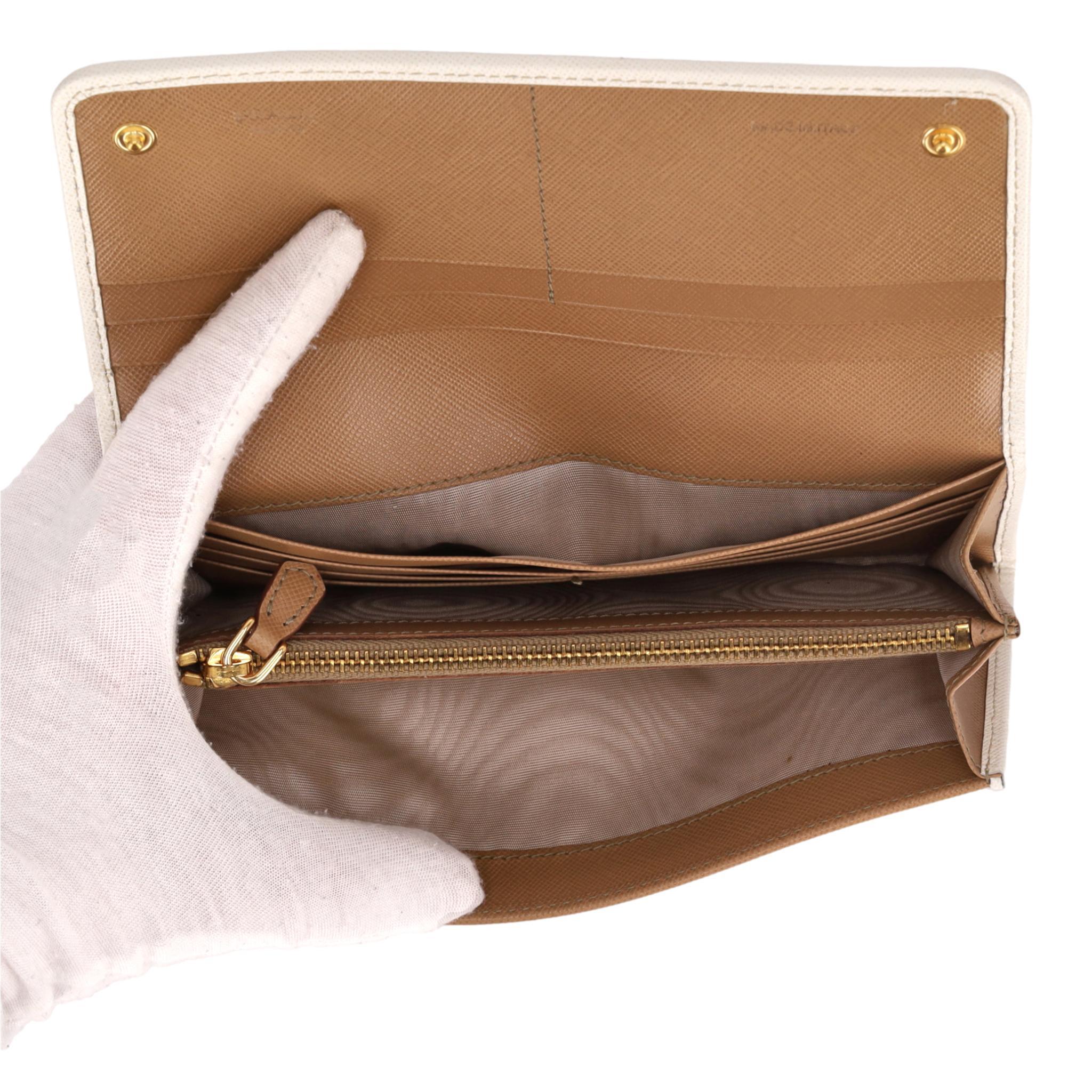 Portafoglio Fori Continental in pelle saffiano di Prada 2