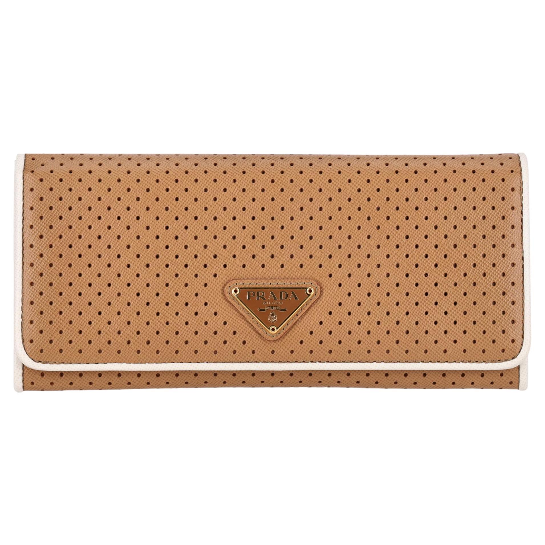 Portafoglio Fori Continental in pelle saffiano di Prada