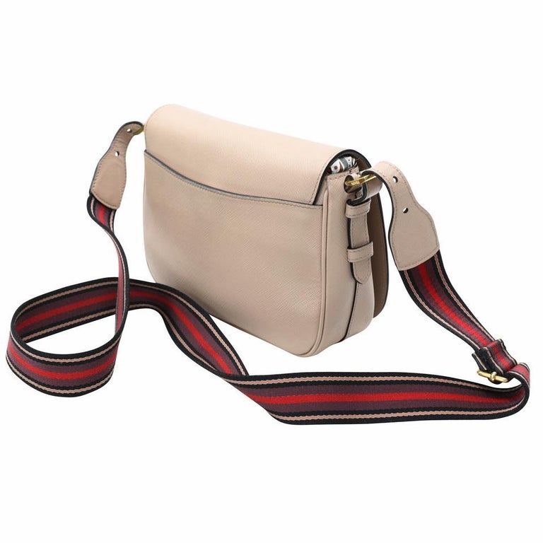 Prada clutch bag with shoulder strap in saffiano leather - Gaja Refashion