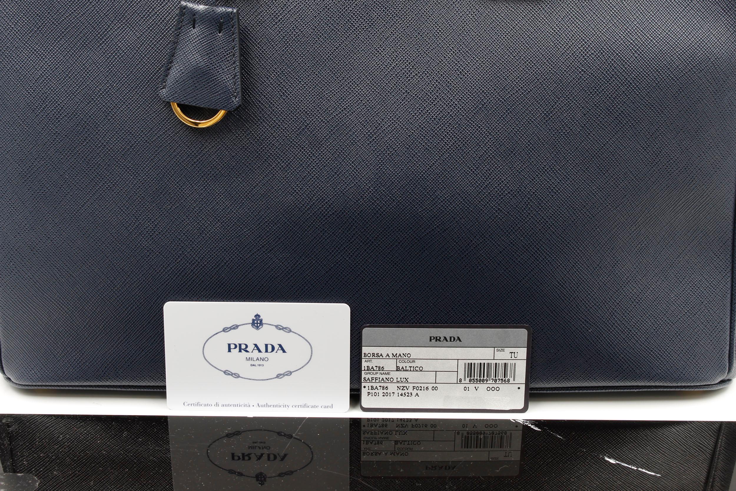 PRADA Saffiano Lux Galleria Navy Blue Leather Ladies Tote 1BA786NZV In New Condition In New York, NY