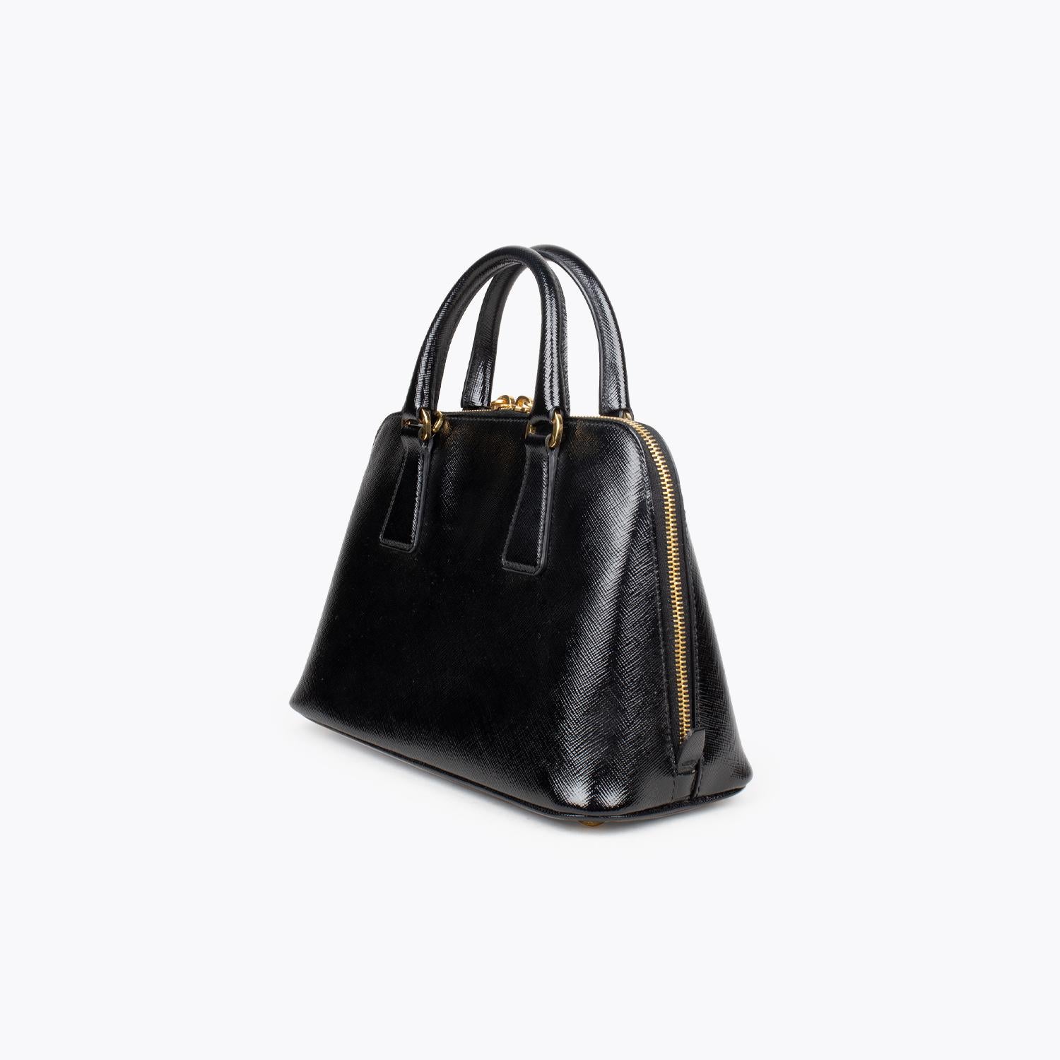 Black Prada Saffiano Lux Small Promenade Bag For Sale