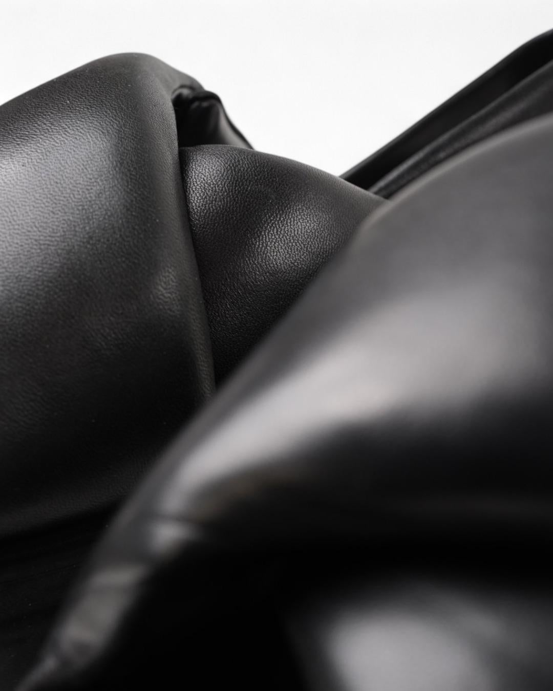 Prada Sandalias Monolith Puff Negro en venta 5