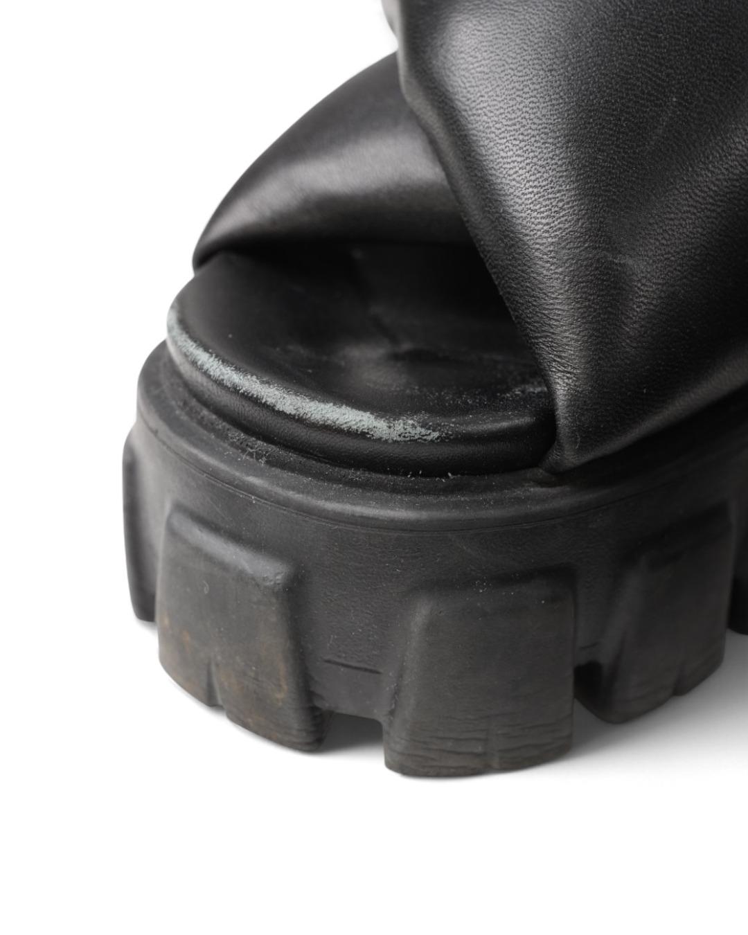 Prada Sandalias Monolith Puff Negro en venta 6