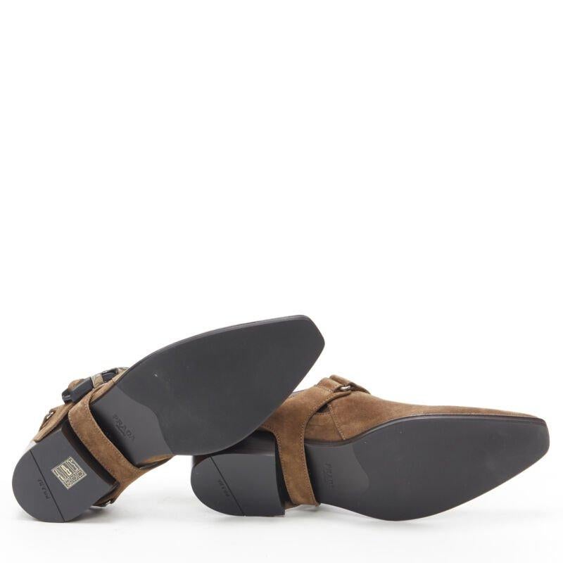 PRADA Chaussures de sport HAR en daim marron avec logo et boucle EU36 en vente 1