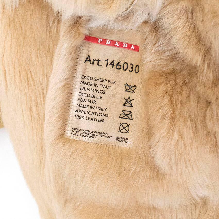Prada Schafs- und Fuchspelz-Ledermantel mit Kapuze - Größe US 8 im Angebot 4