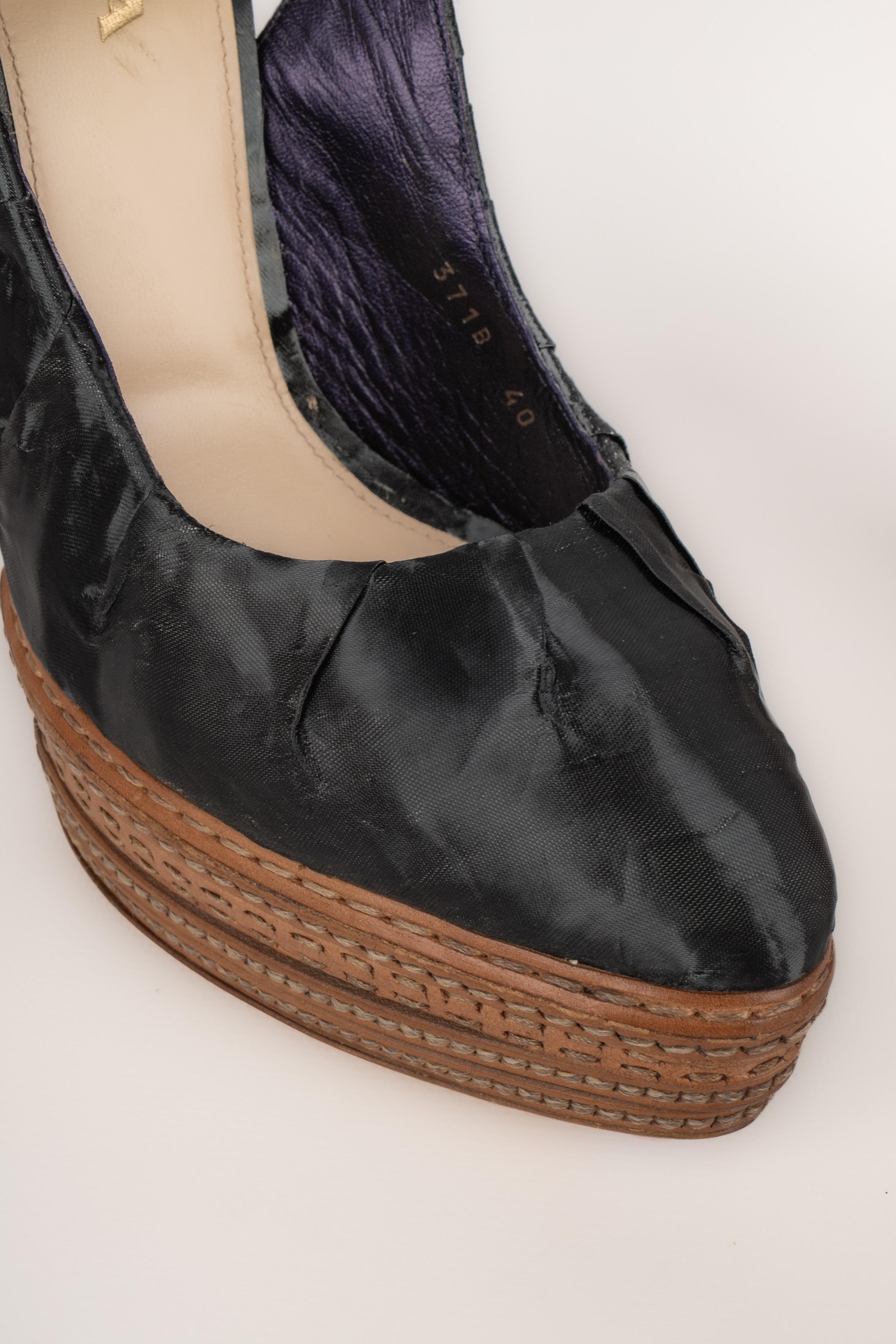 Prada shoes / stilettoes For Sale 4