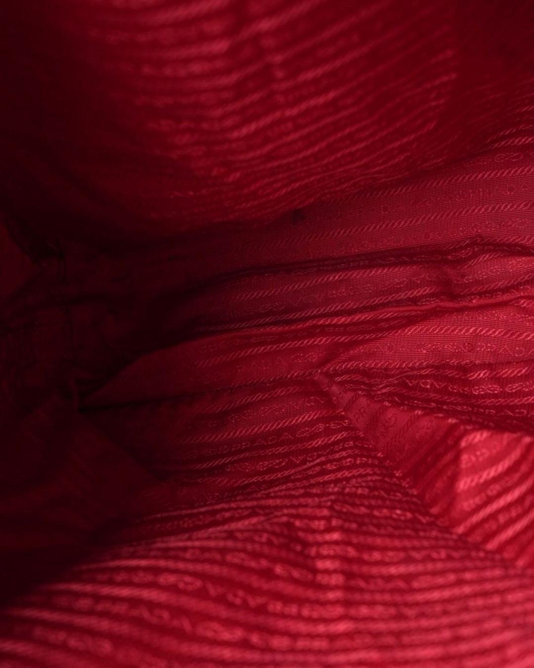 Prada Shopper Vertical Medio Righe Rossa en venta 5