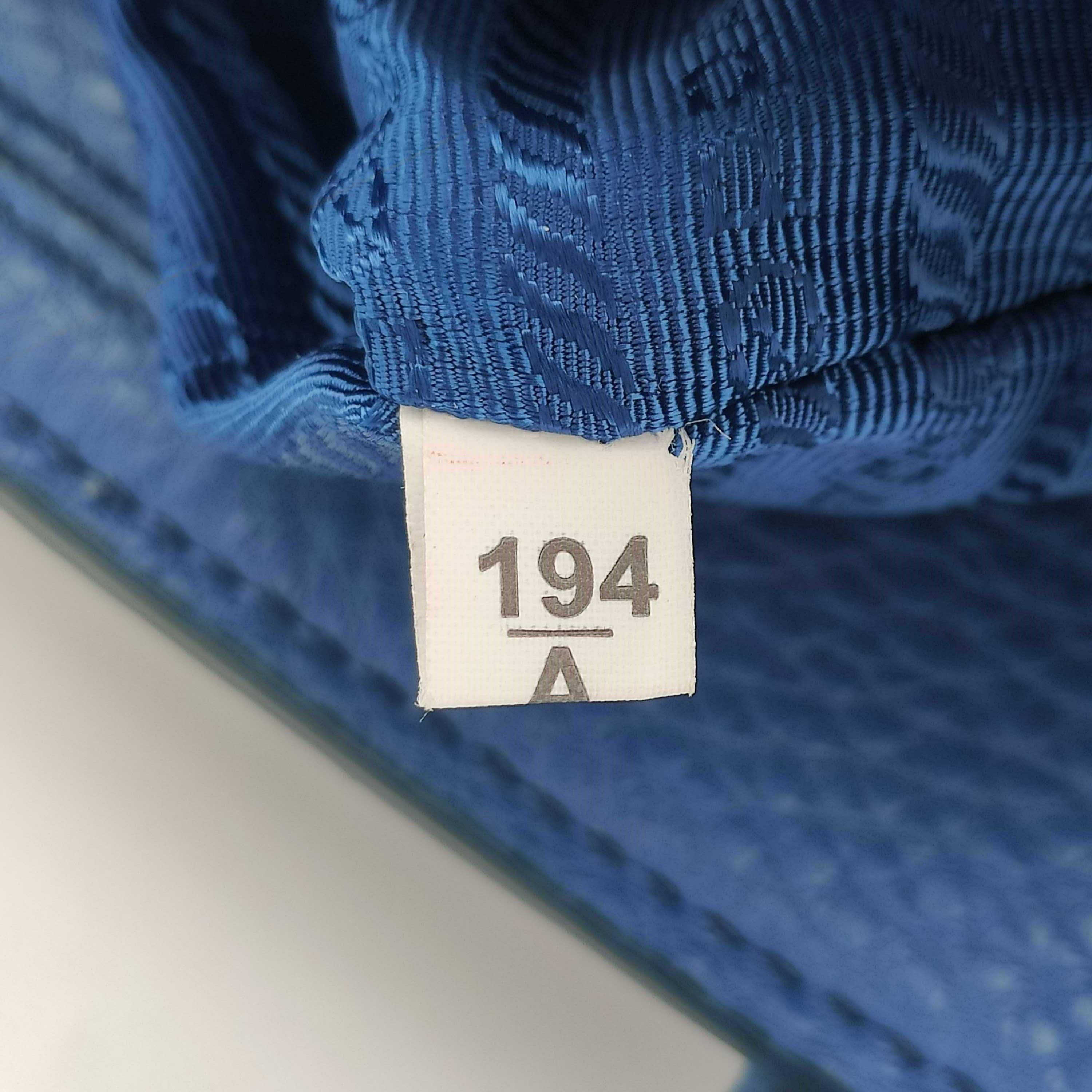 PRADA Shoulder bag in Blue Leather 4