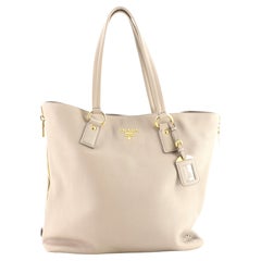 Prada Shopper-Tasche mit seitlichem Reißverschluss Vitello Daino Groß
