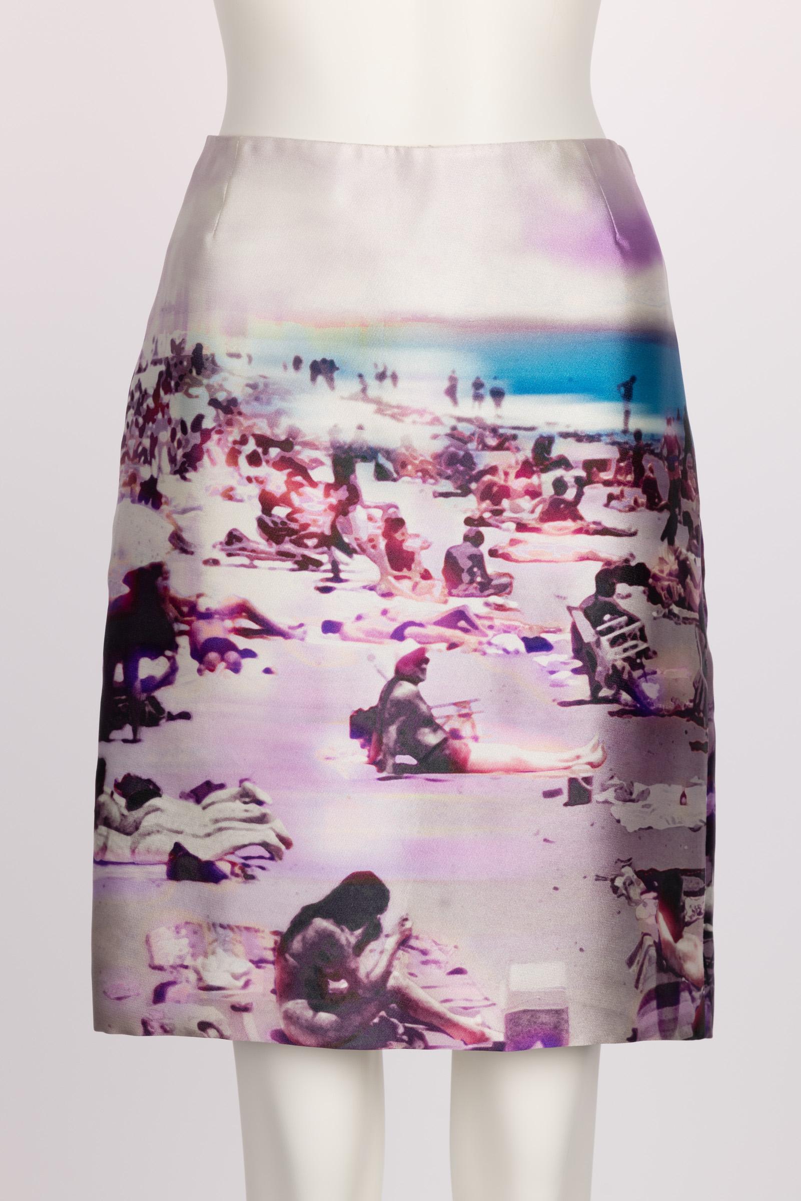 Prada Silk Beach Scene Print Skirt Spring 2010 In Excellent Condition For Sale In Boca Raton, FL