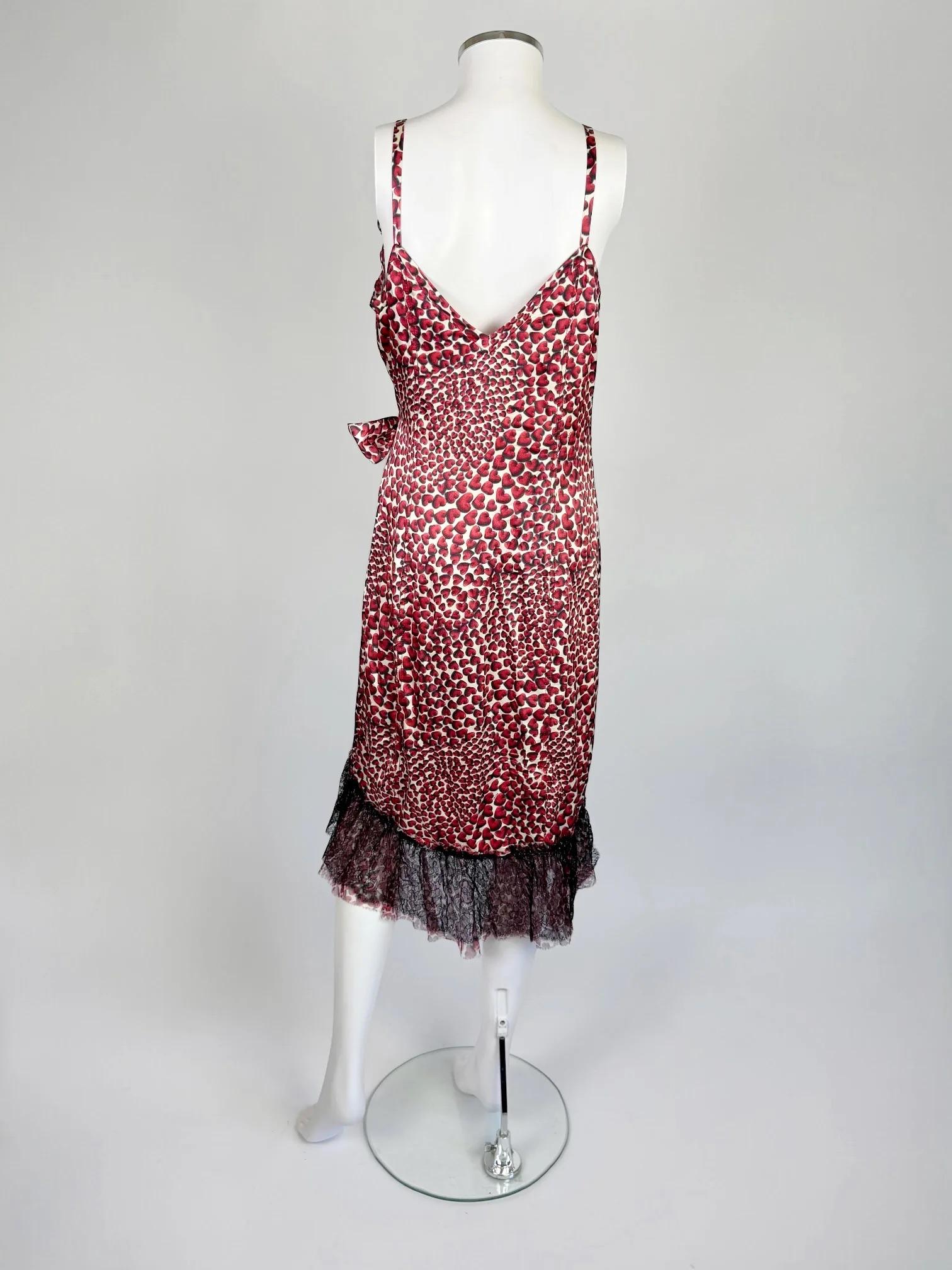 Prada Seidenkleid mit Herzmuster, SS 2000 im Angebot 1