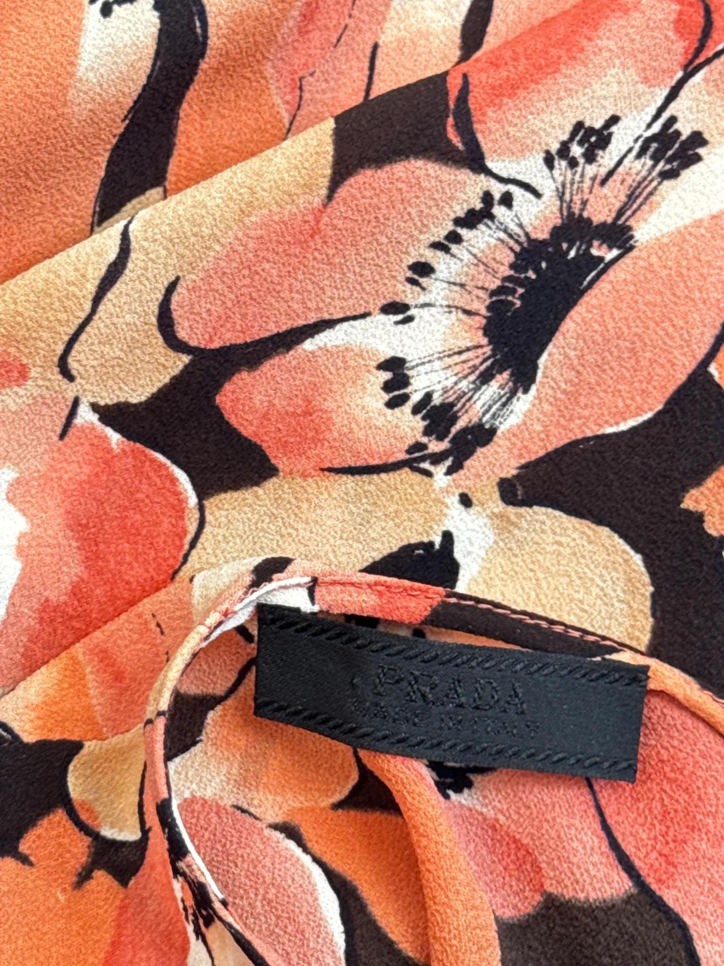 Robe en soie à coquelicot de Prada, FW 2000 en vente 6