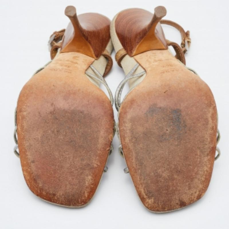 Sandalias de tiras de piel marrón/plata de Prada talla 36,5 en venta 1