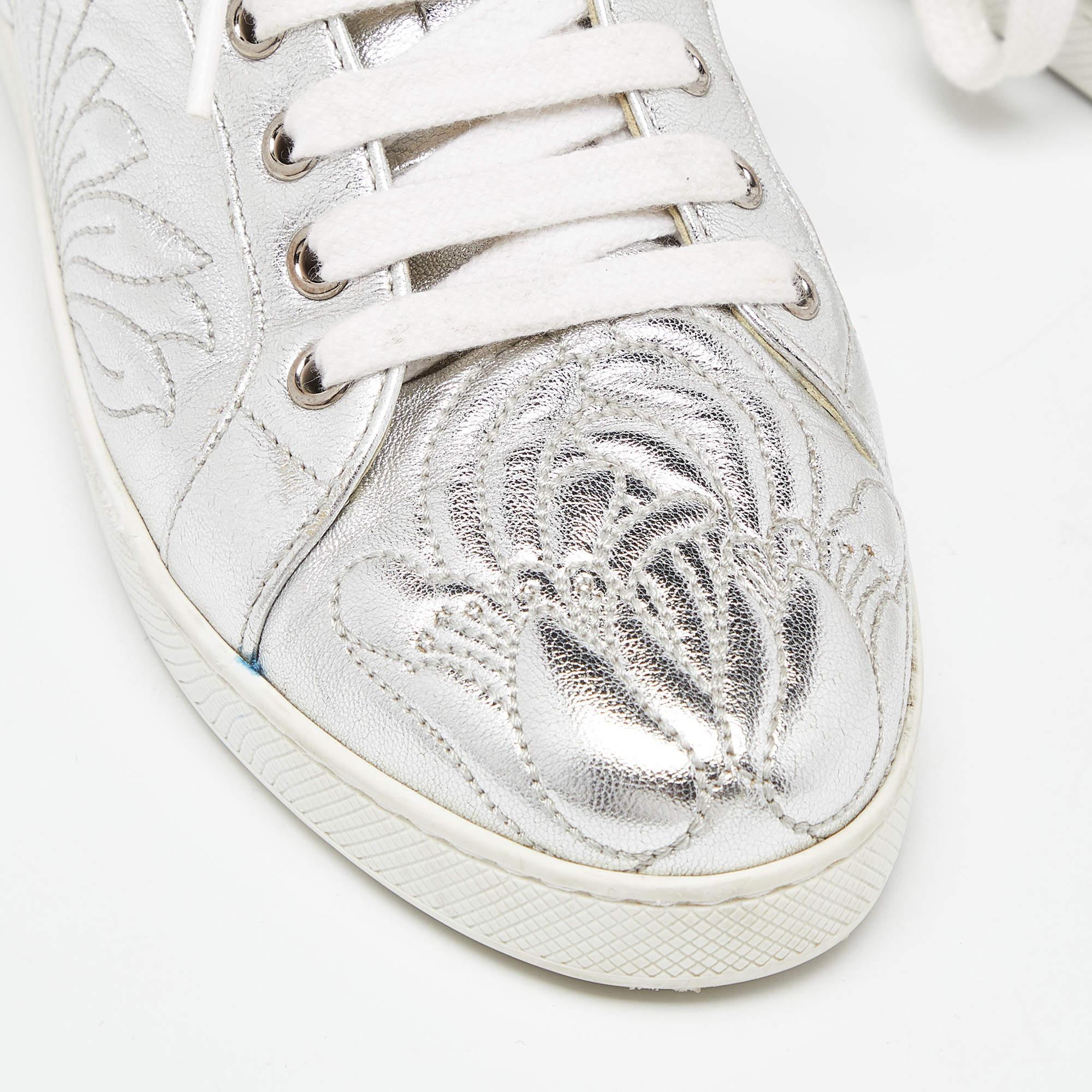 Women's Prada Silver Embroidered Leather Low Top Sneakers Size 38 For Sale