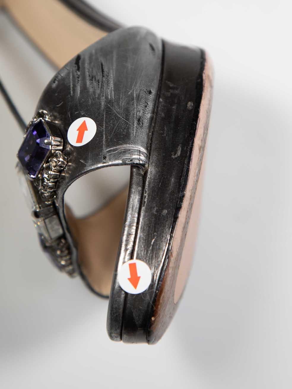 Prada Silver Leather Crystal T-Strap Sandals Size IT 39.5 For Sale 3