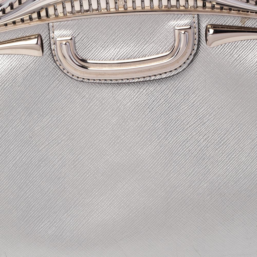 Prada Silber Saffiano Leder 50er Jahre Car Clutch 6