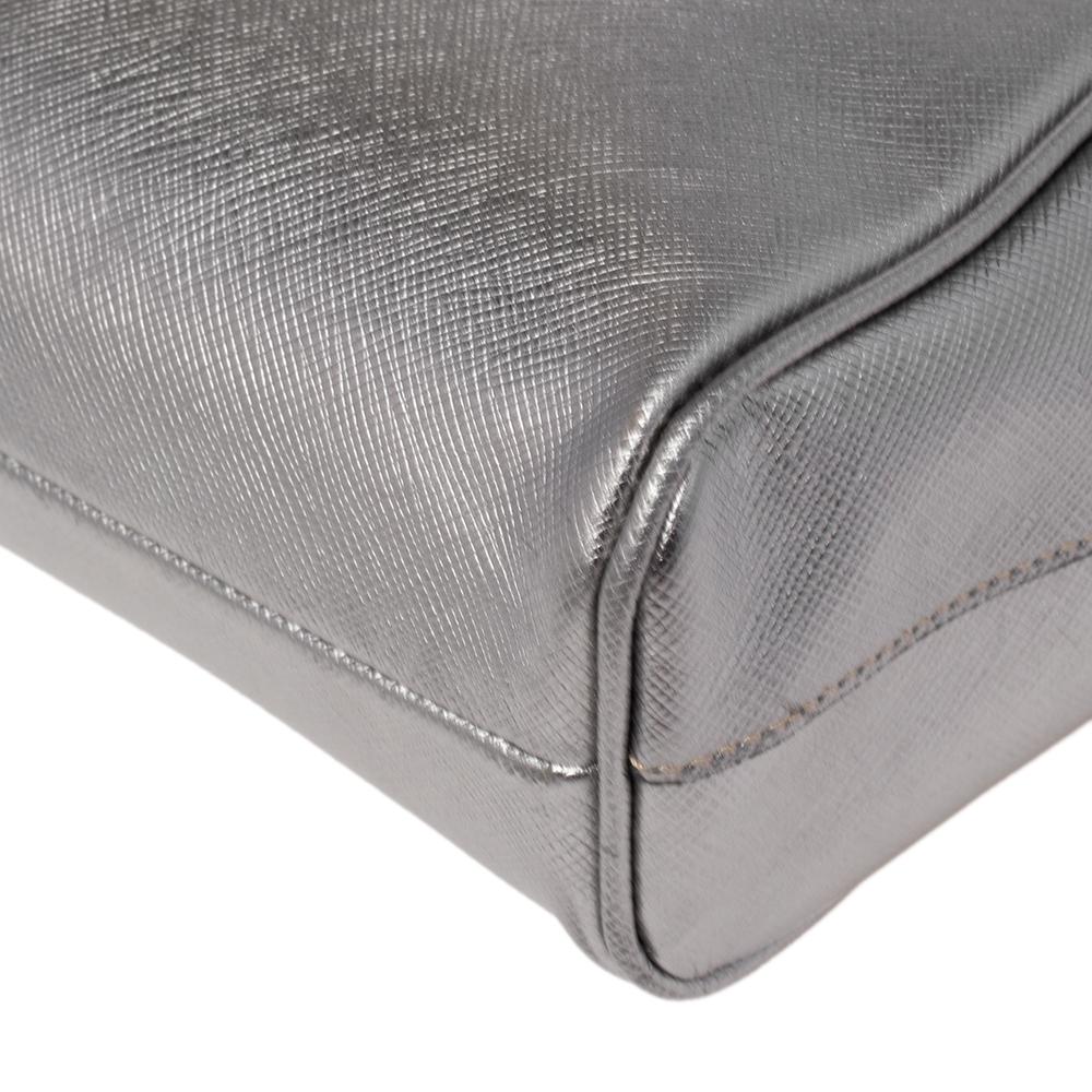 Prada Silber Saffiano Leder 50er Jahre Car Clutch 3